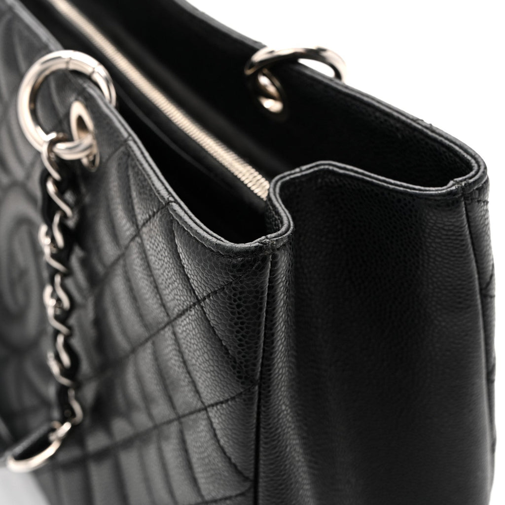 Caviar Quilted XL Grand Shopping Tote GST Black
