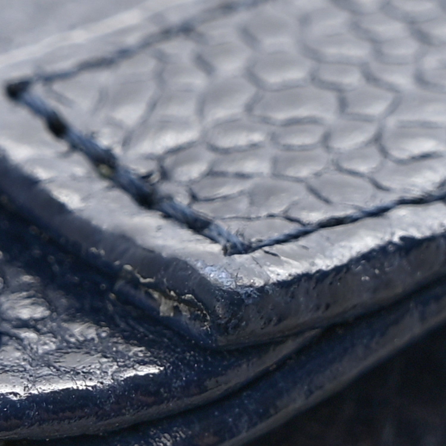 Caviar Quilted Boy Wallet On Chain WOC Navy