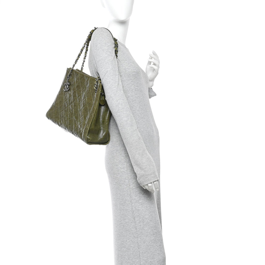 Glazed Caviar Quilted Tote Green