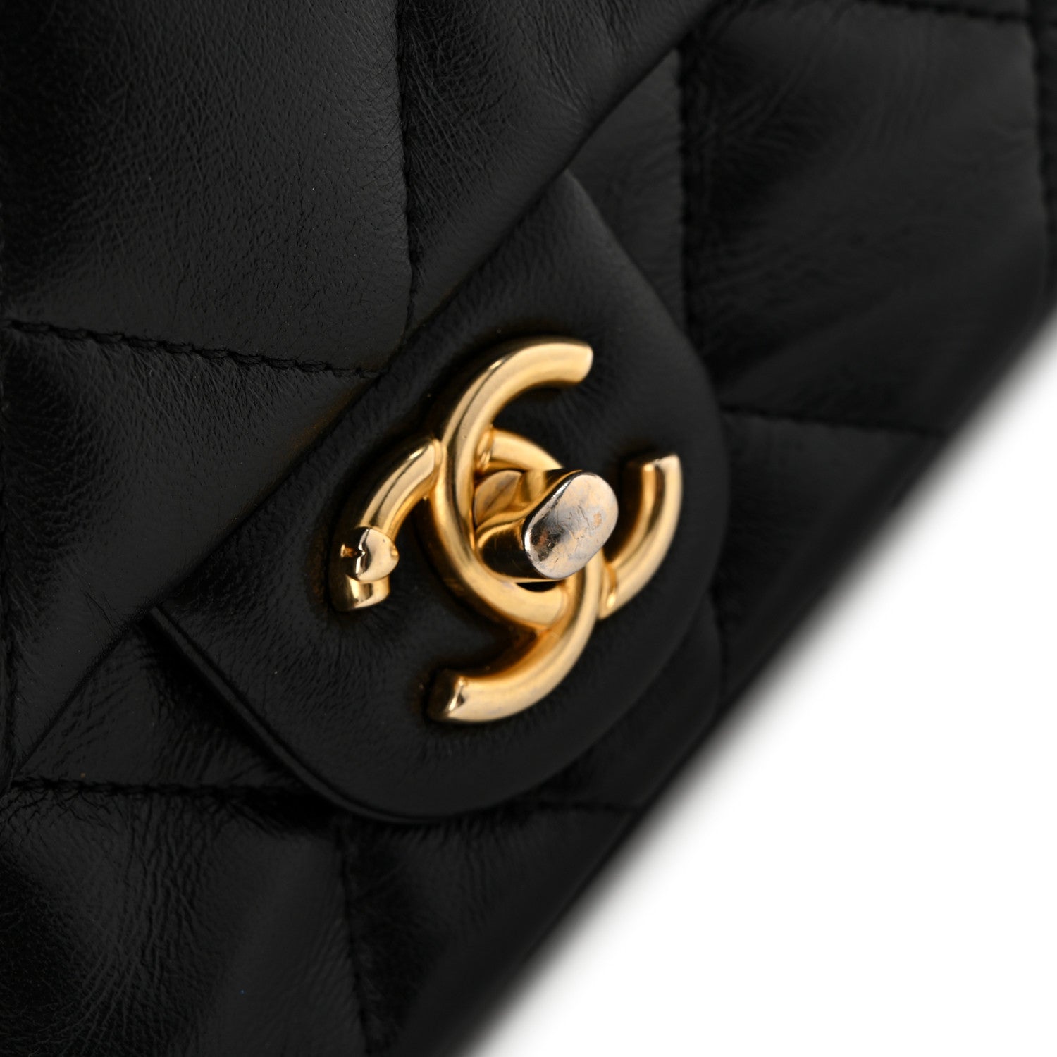 Shiny Lambskin Quilted Mini Sweetheart Flap Black