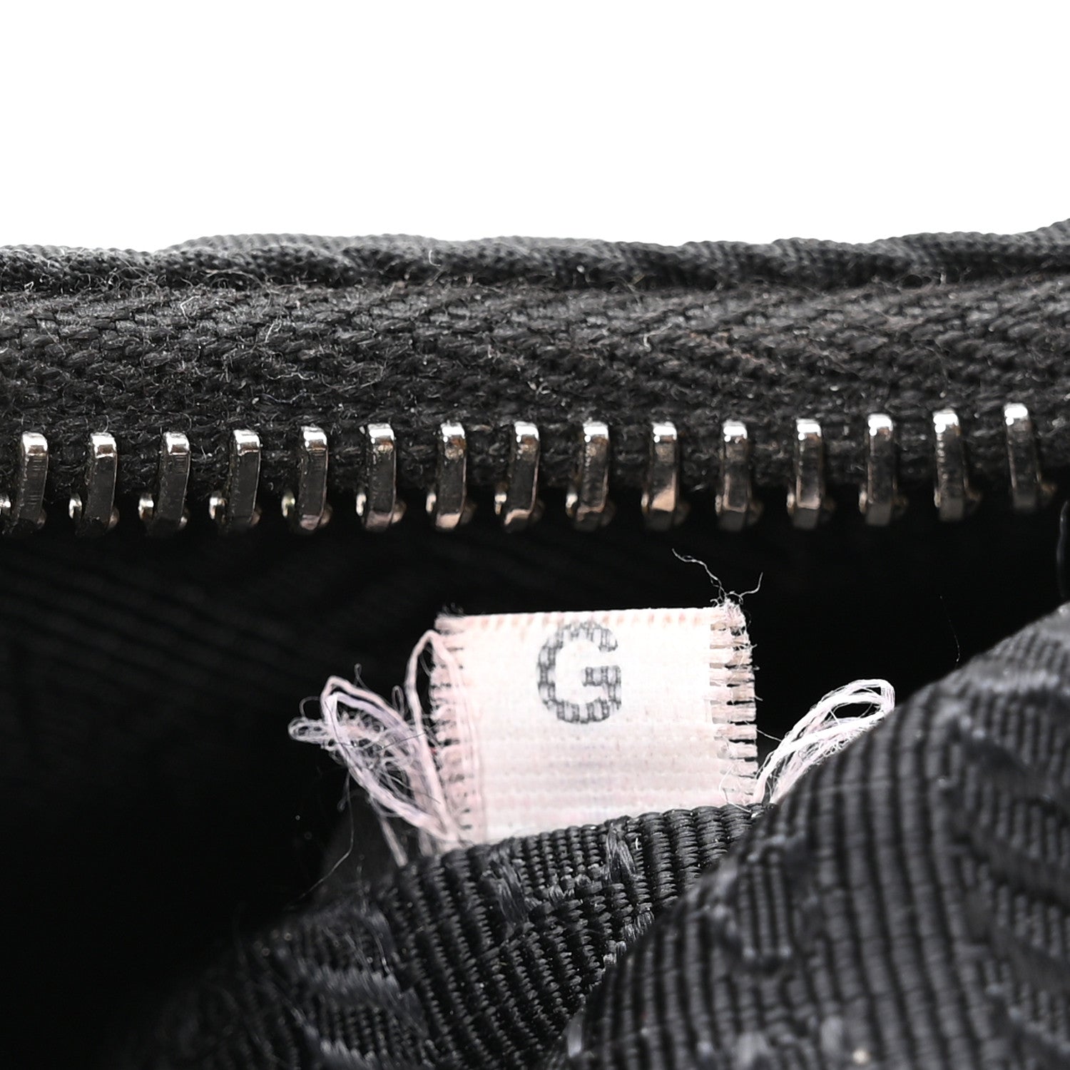 Nylon Re-Edition 2005 Shoulder Bag Black
