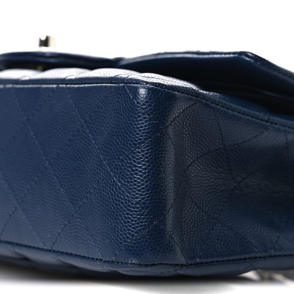 Caviar Quilted Medium Double Flap Navy