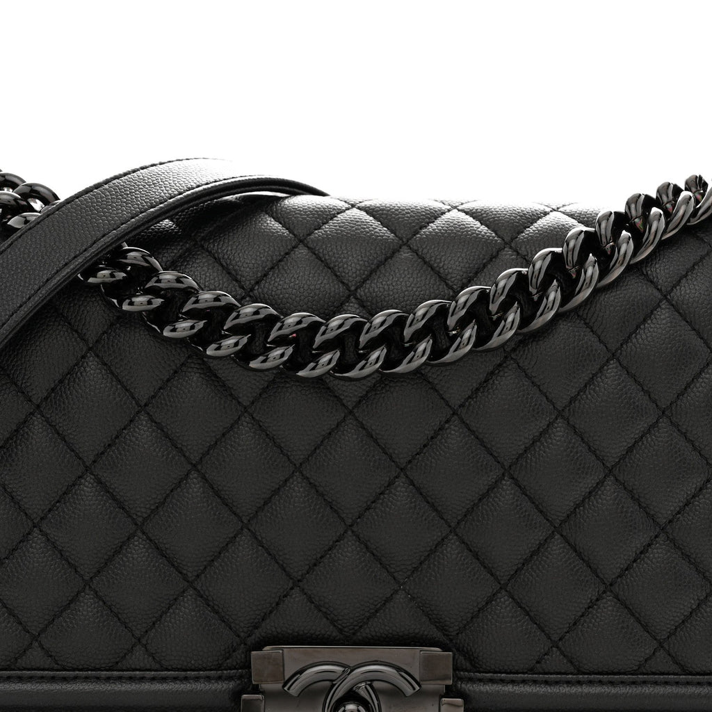 Caviar Quilted Medium Boy Flap So Black