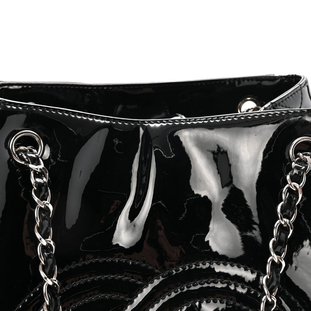 Vinyl Lipstick Ligne Accordion Tote Black