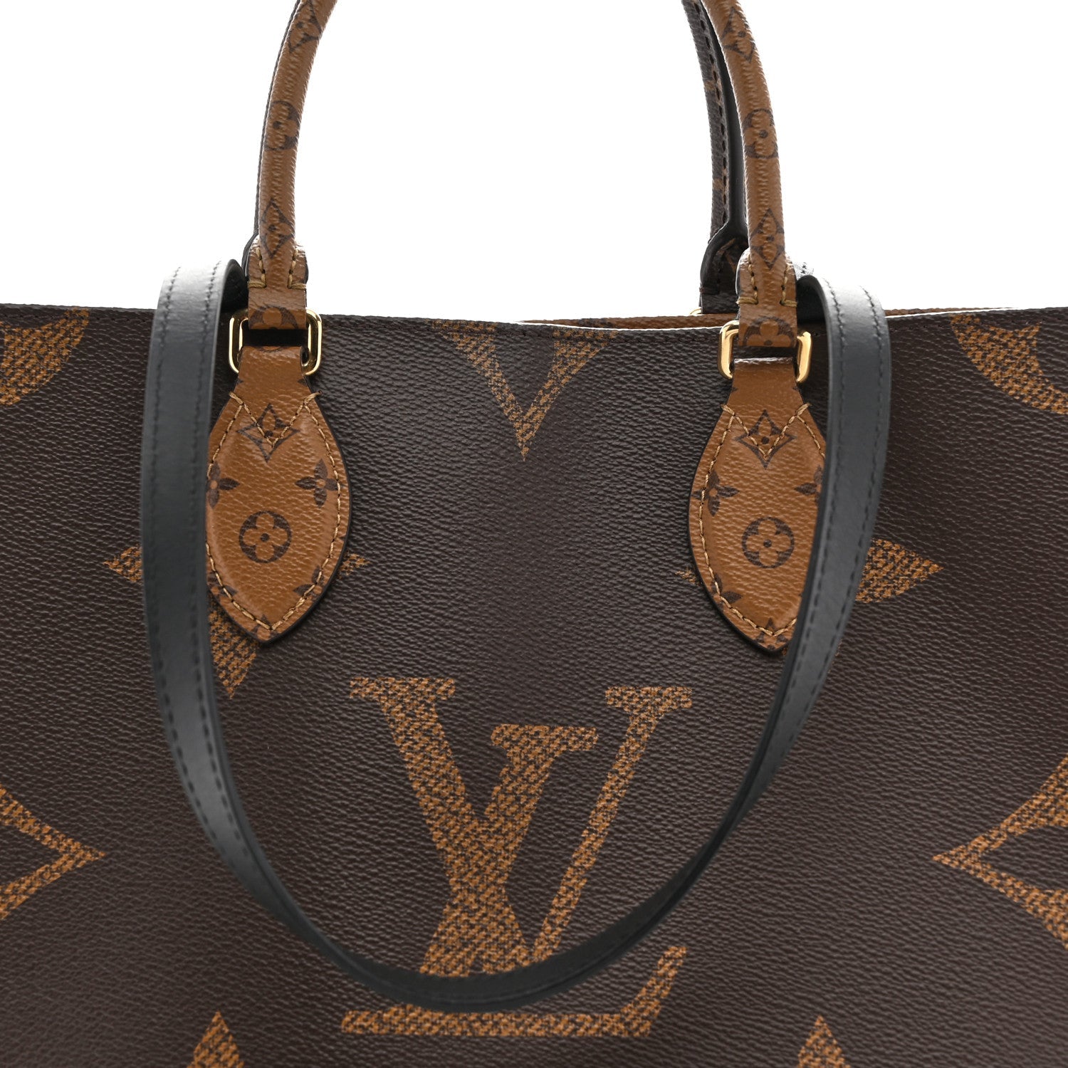Reverse Monogram Giant Onthego MM
