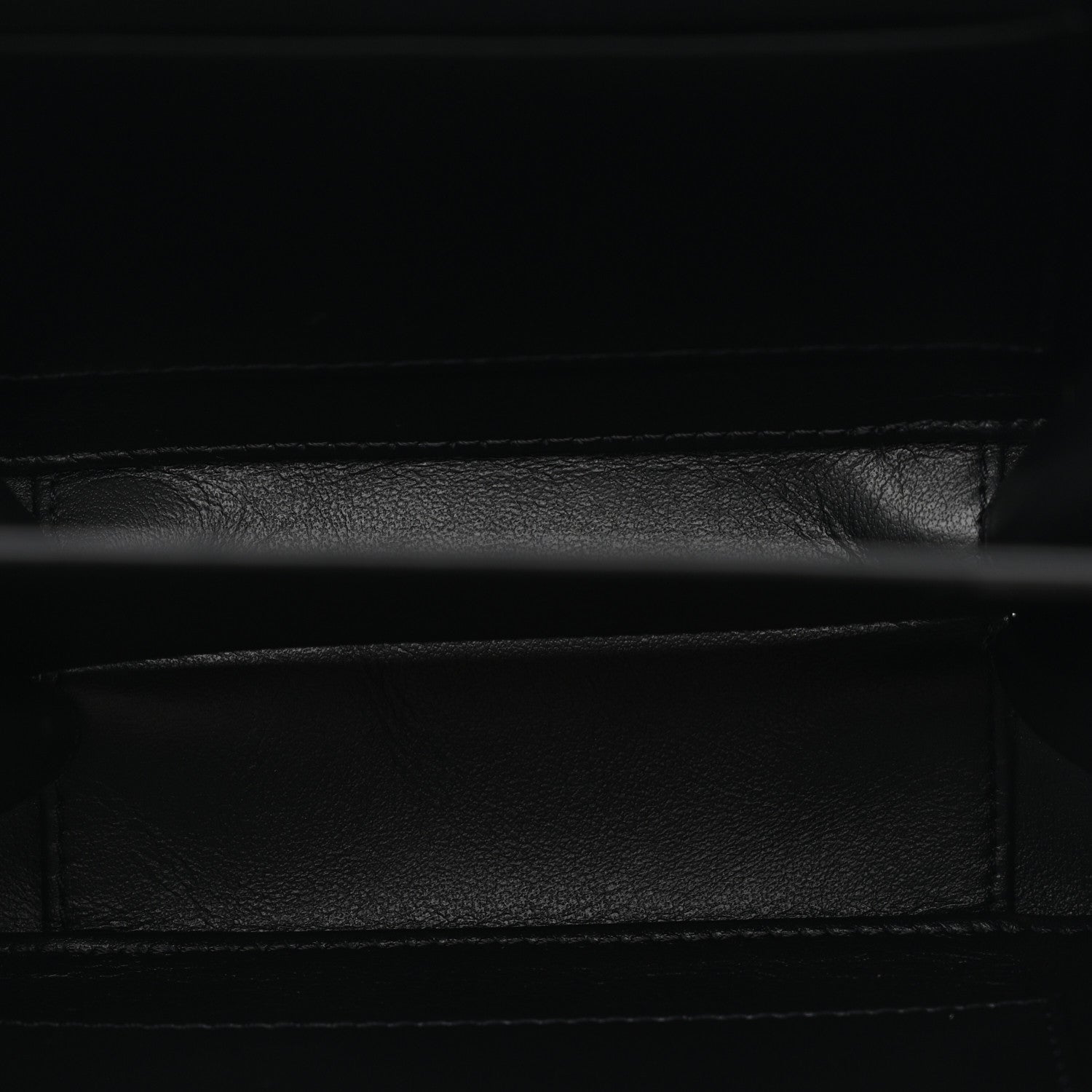 Caviar Quilted CC Filigree Vanity Clutch With Chain Black