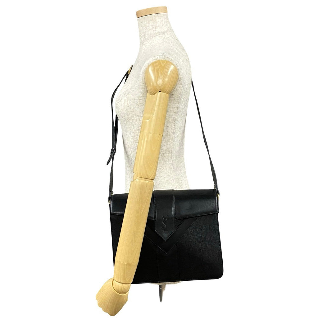 Yves Saint Laurent Leather Shoulder Bag
