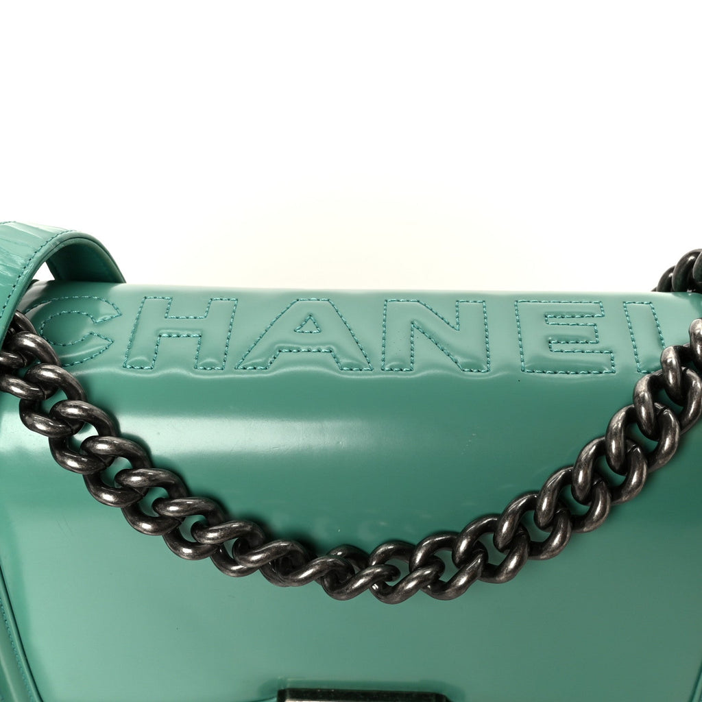Glazed Calfskin Medium Boy Flap Green