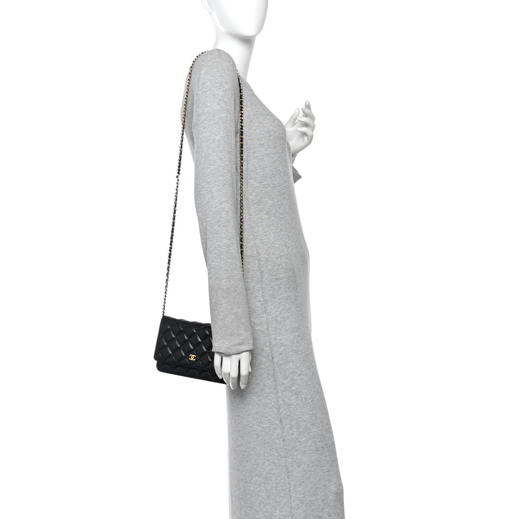 Caviar Quilted Wallet on Chain WOC Black