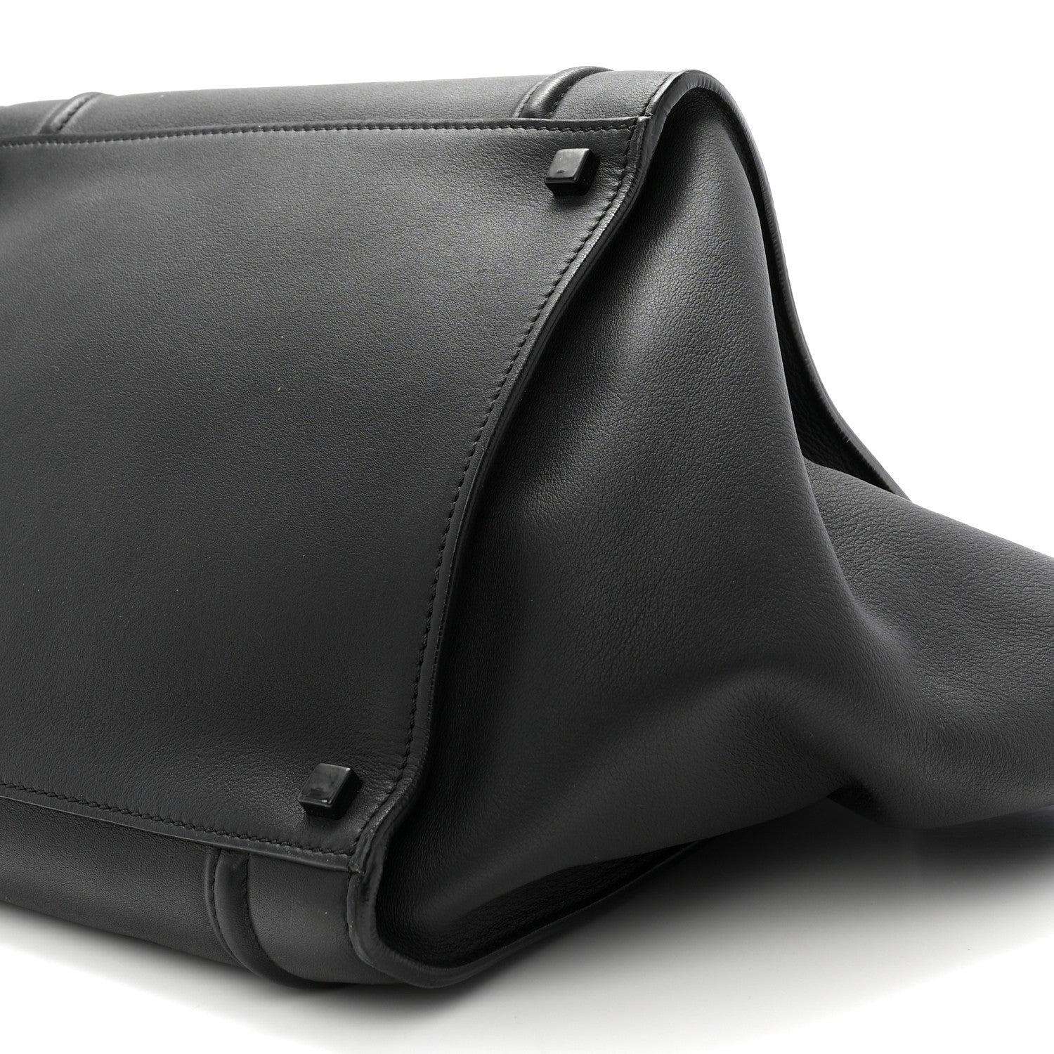 Grained Calfskin Medium Phantom Luggage Black