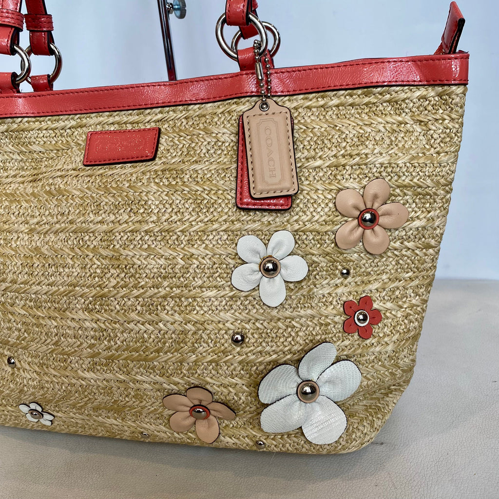 COACH Straw Floral Embellished Zip Top Tote Bag Coral Pink Patent Leather Trim Shoulder Bag