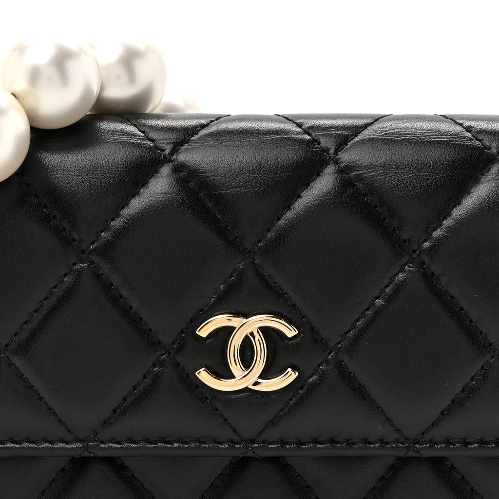 Calfskin Quilted Maxi Pearls Clutch With Chain Black
