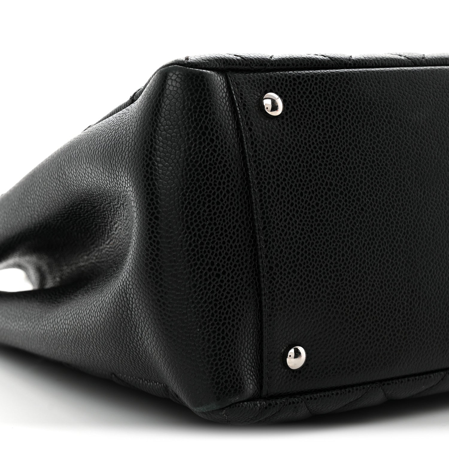 Caviar Quilted XL Grand Shopping Tote GST Black
