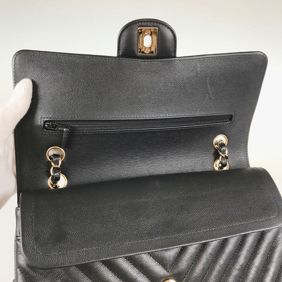 CHANEL V Stitch Shoulder bag