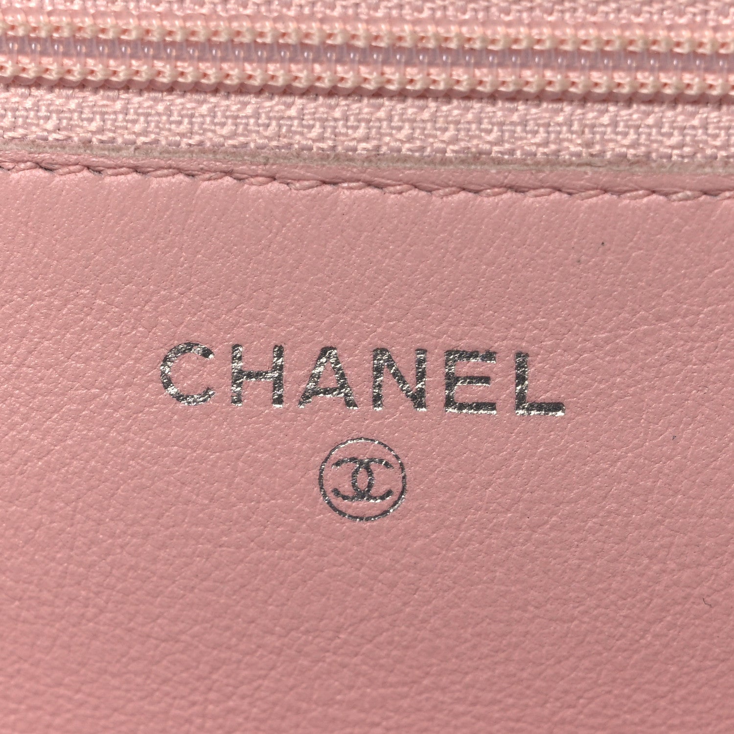 Caviar Timeless CC Wallet on Chain WOC Pink