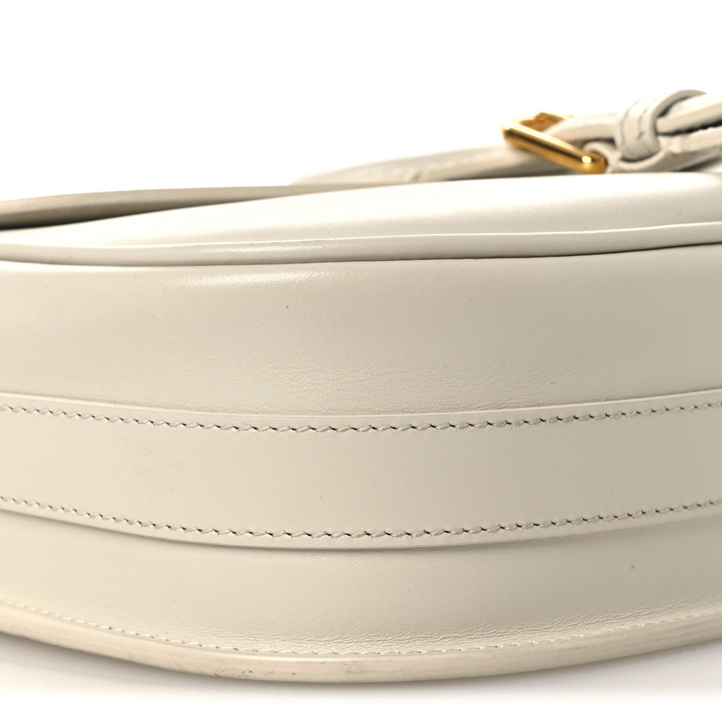 Box Calfskin Medium Bobby Flap Latte