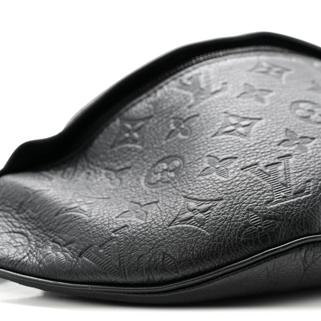 Calfskin Monogram Shadow Discovery Bumbag Black