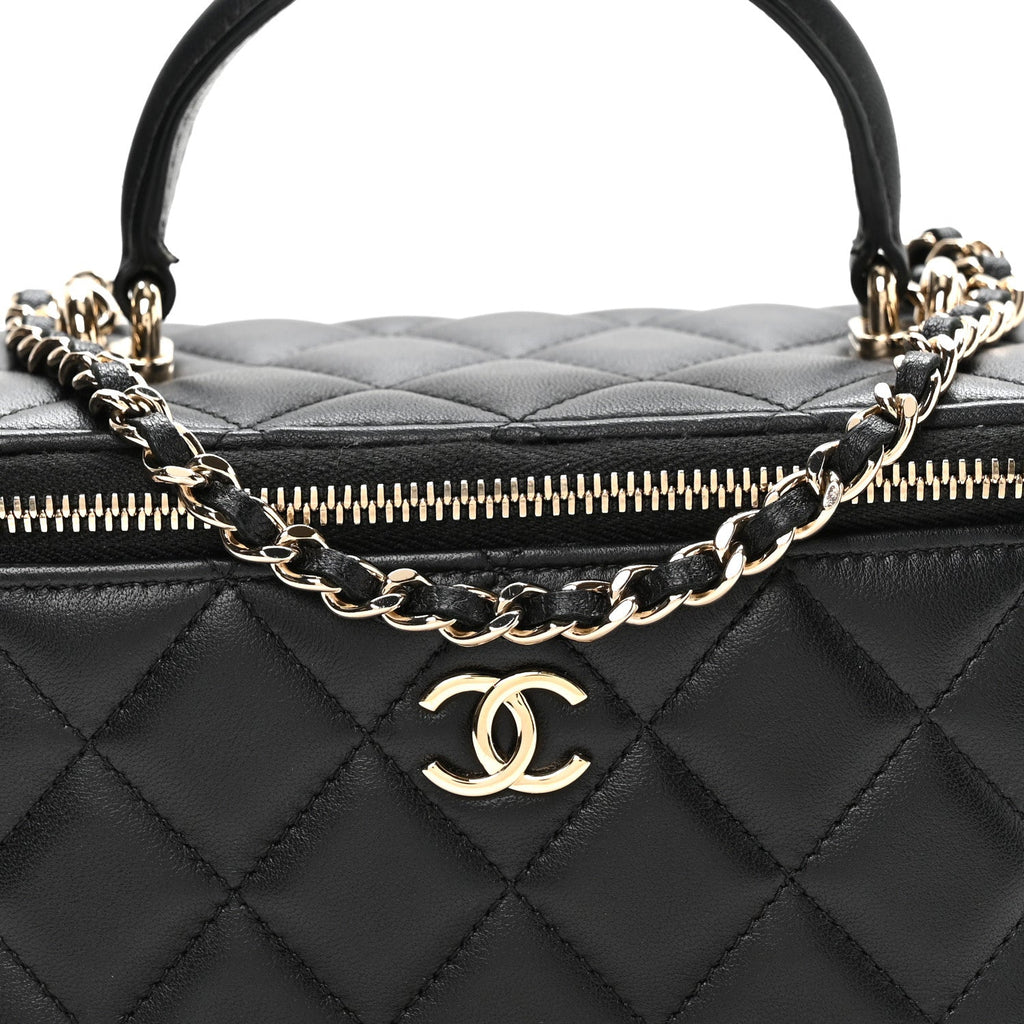 Lambskin Quilted Small Top Handle Vanity Case With Chain Black