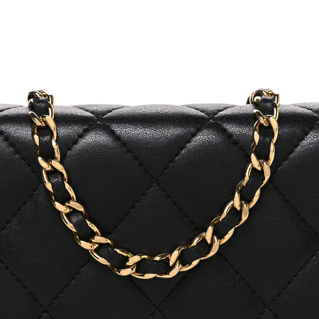 Lambskin Quilted Wallet On Chain WOC Black