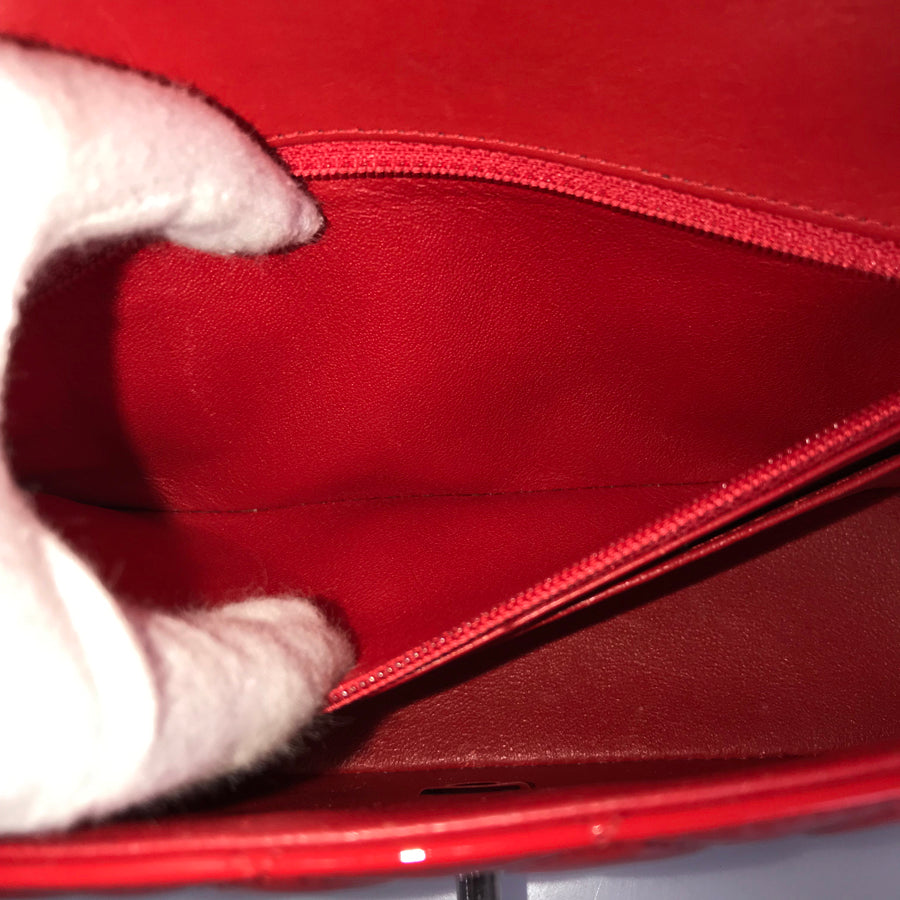 CHANEL Matelasse 20 Shoulder bag