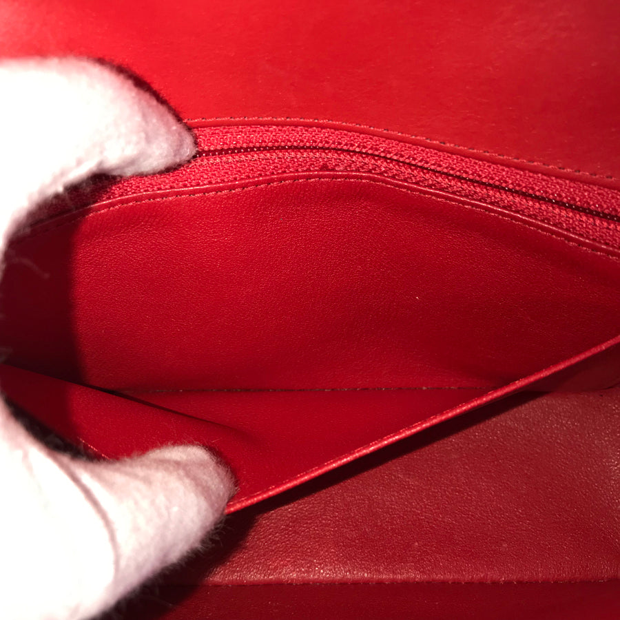 CHANEL Matelasse 20 Shoulder bag