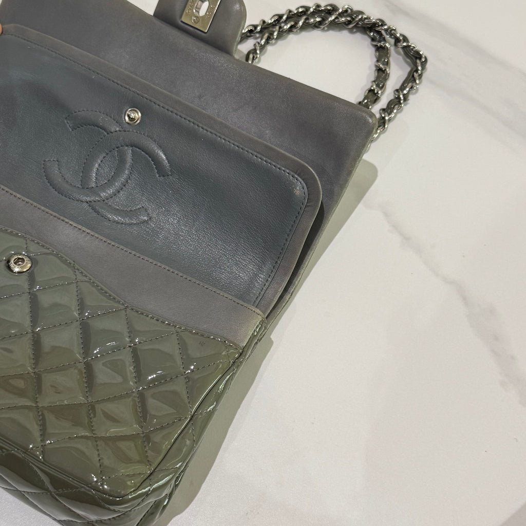CHANEL CF CLASSIC FLAP BAG GREY-GREEN PATENT LEATHER