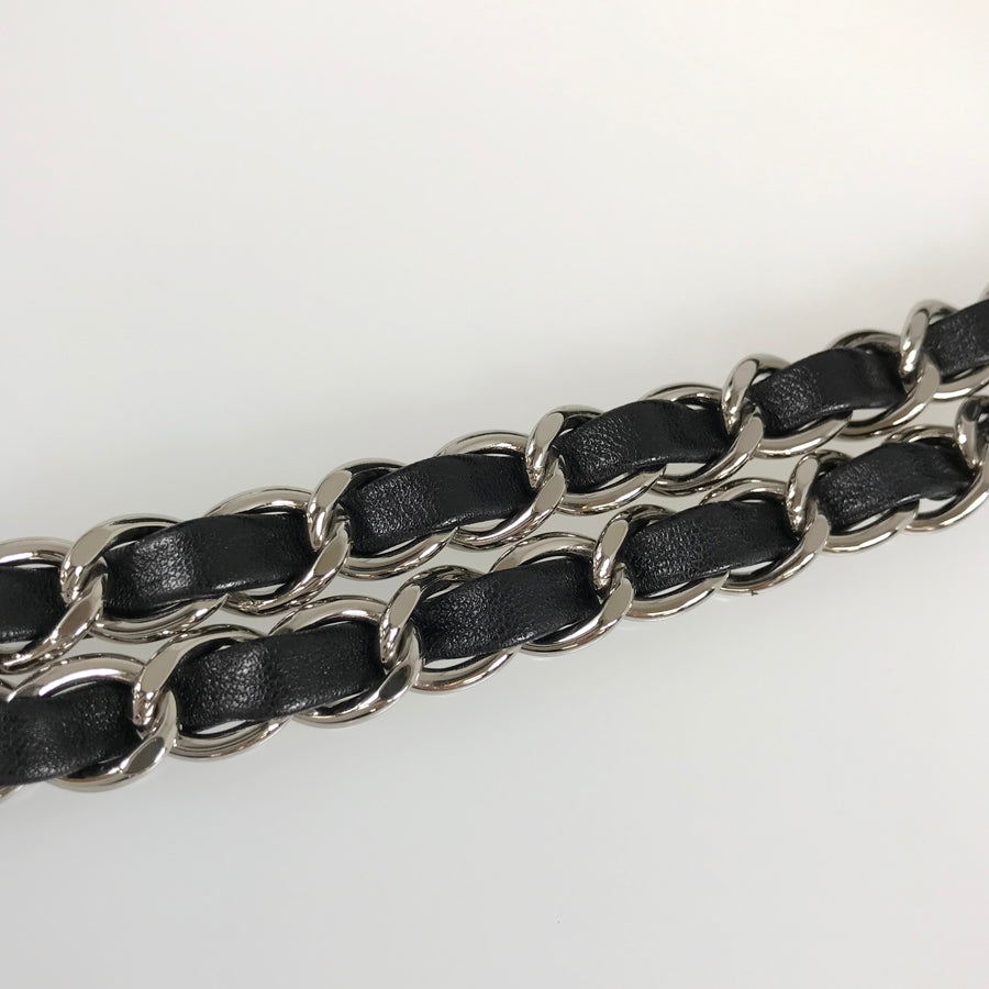 CHANEL Matelasse 25 Shoulder bag