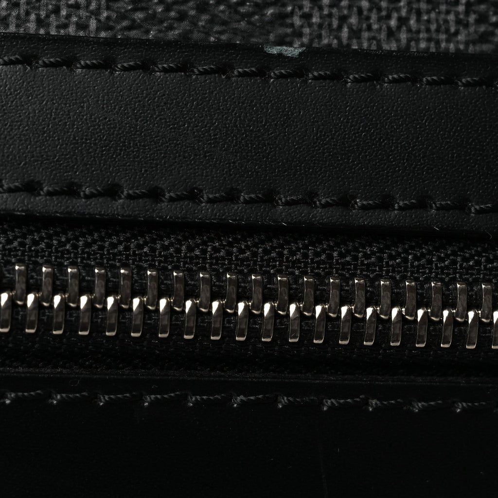 Damier Graphite Pilot Case