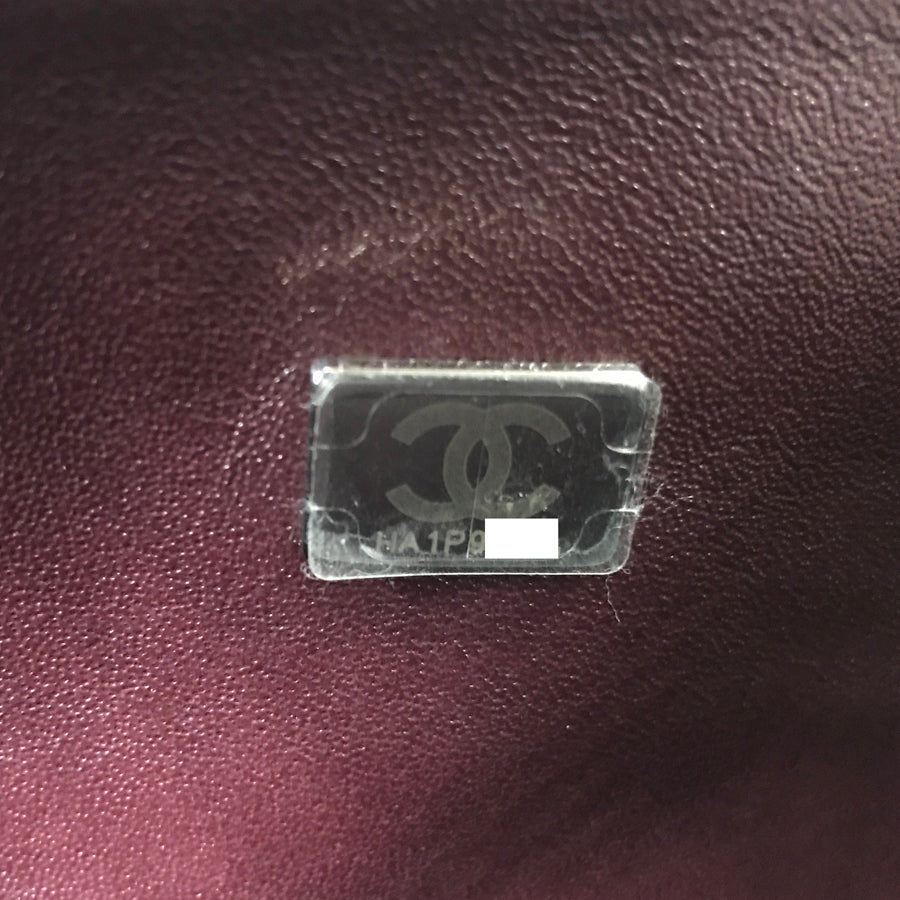 CHANEL Matelasse 25 Shoulder bag