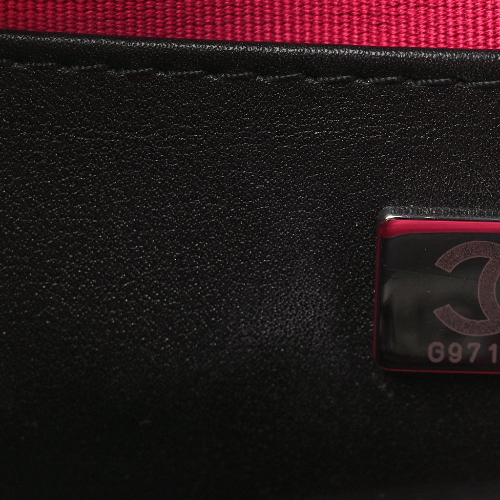 Satin Quilted Walk Of Fame Star Bag Fuchsia Black