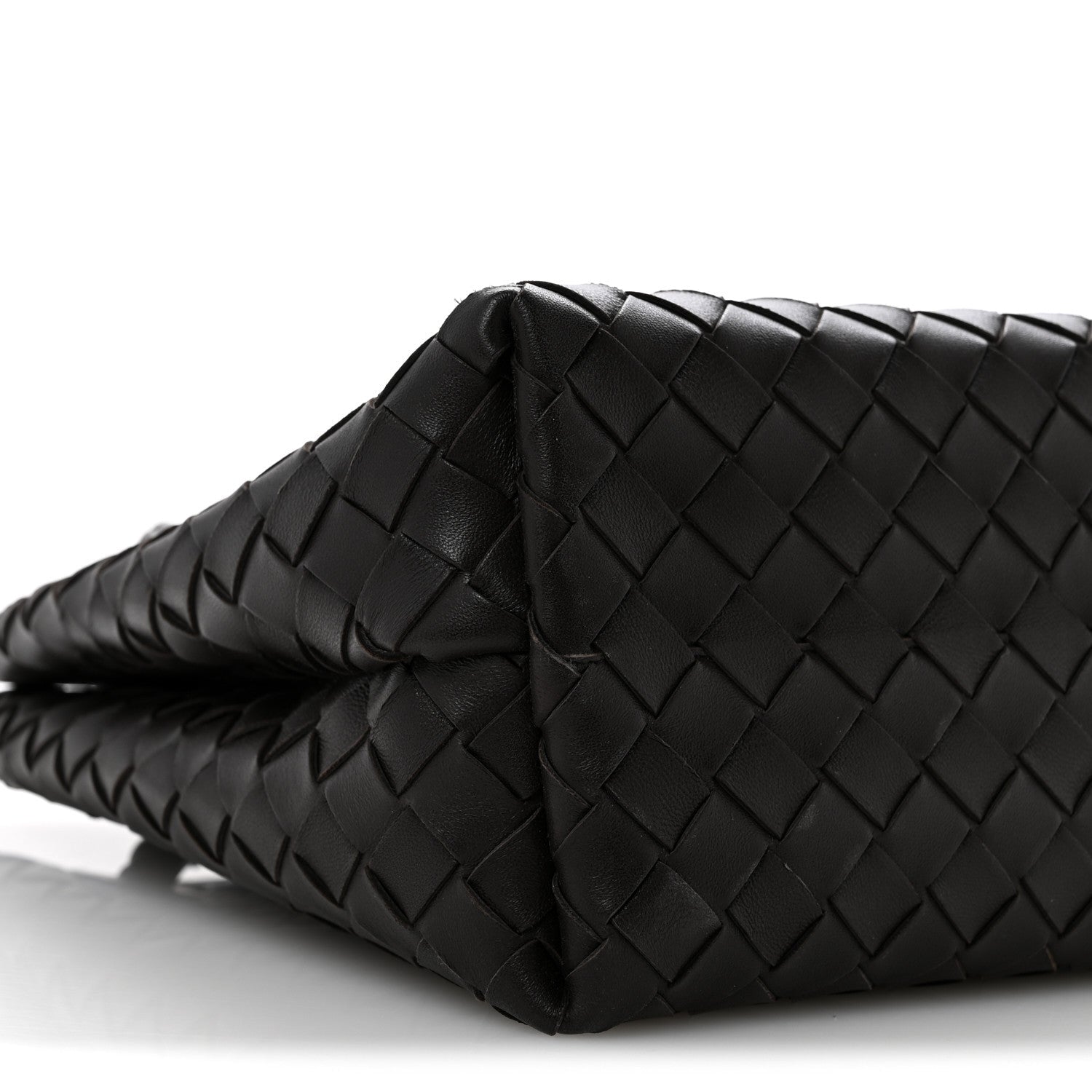 Nappa Intrecciato Medium Andiamo Shoulder Bag Fondant