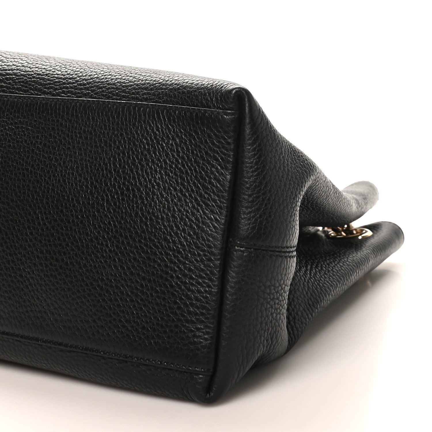 Pebbled Calfskin Medium Soho Chain Shoulder Bag Black
