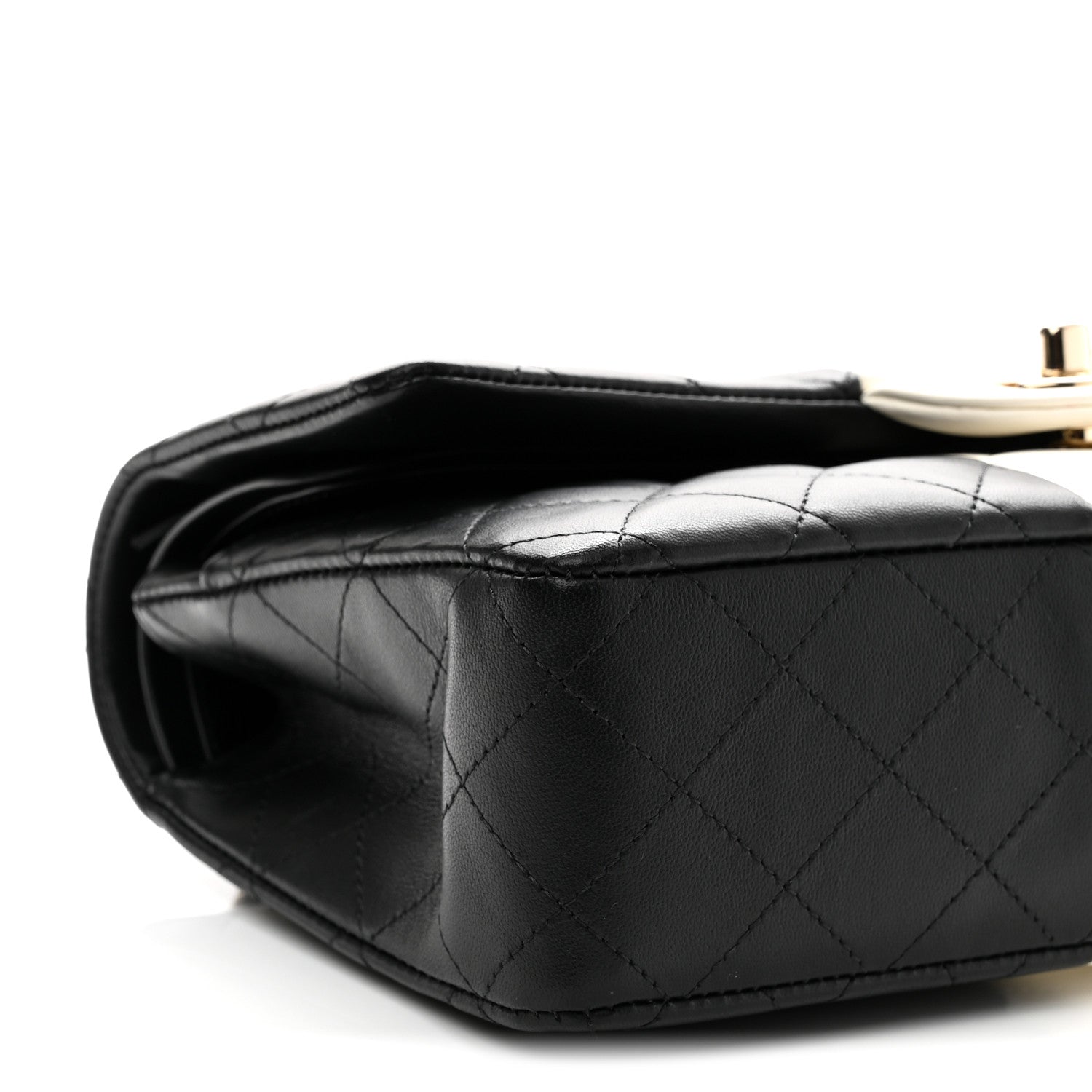 Lambskin Quilted Medium Double Flap Black White