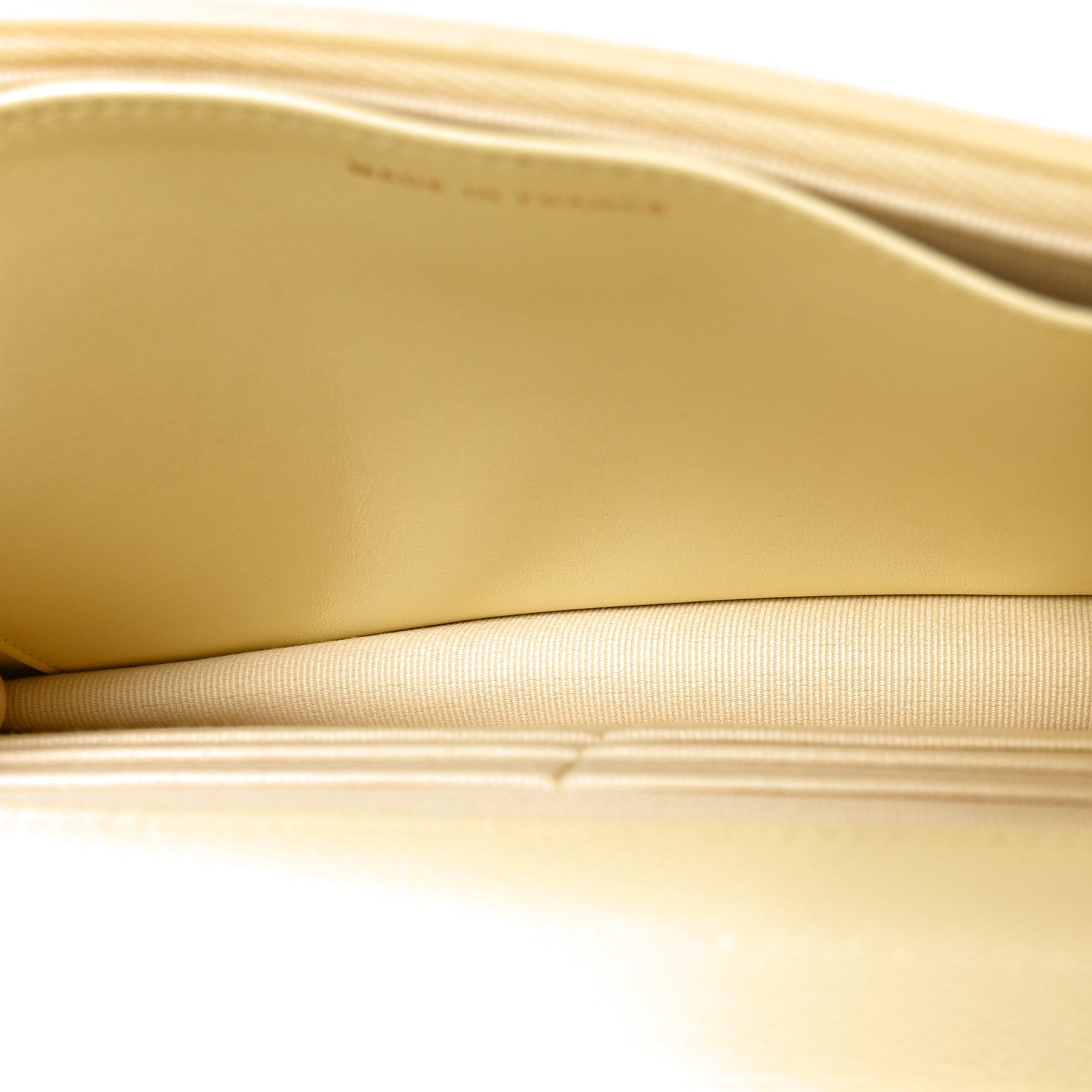 Caviar Quilted CC Turnlock Wallet On Chain WOC Light Yellow
