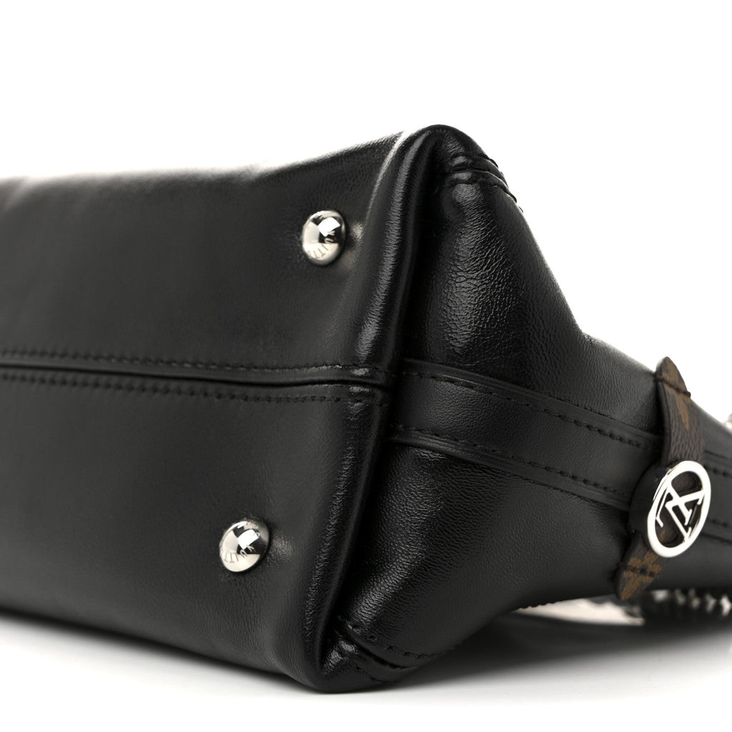 Lambskin CarryAll Cargo Vibe PM Black Black