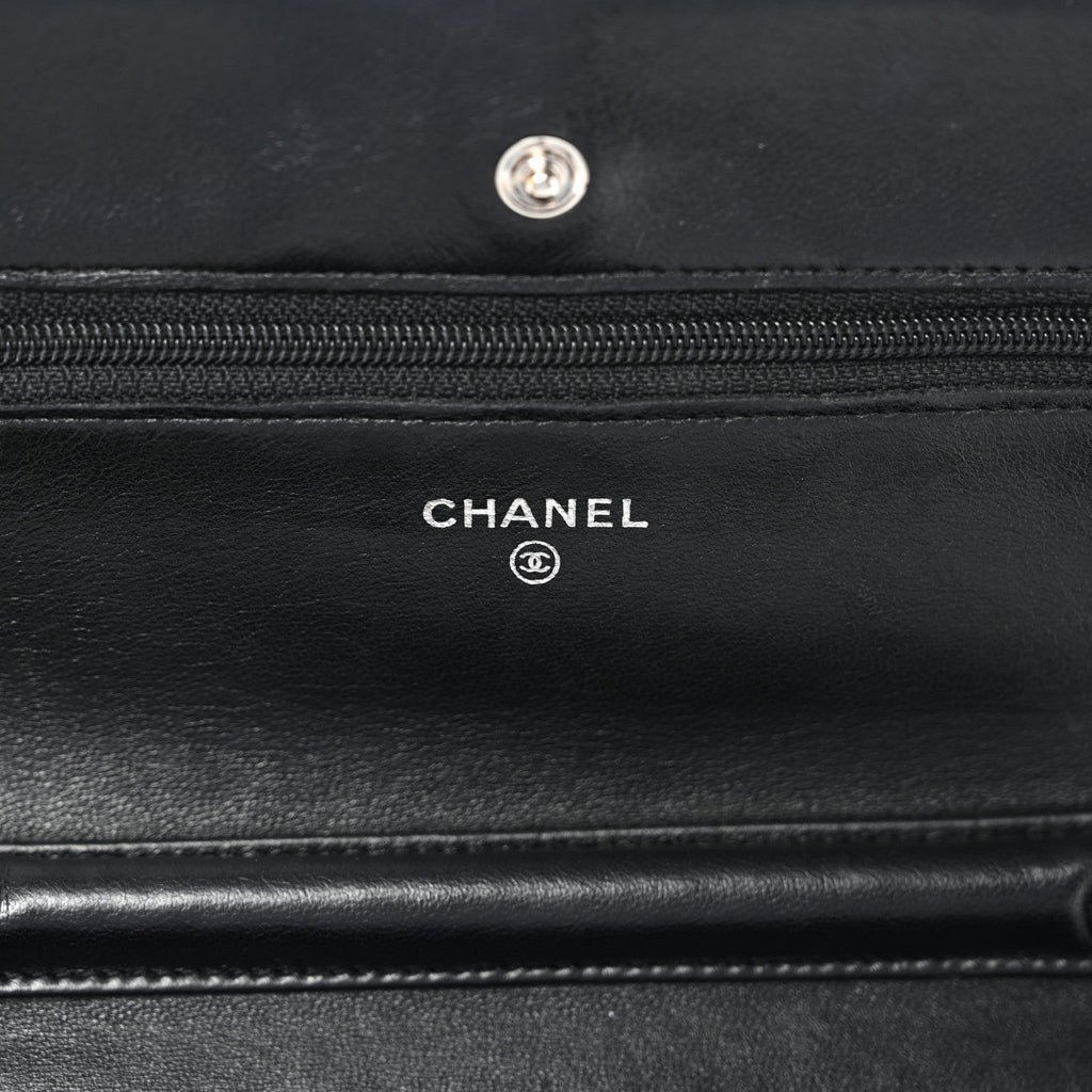 Lambskin Quilted Wallet On Chain WOC Black