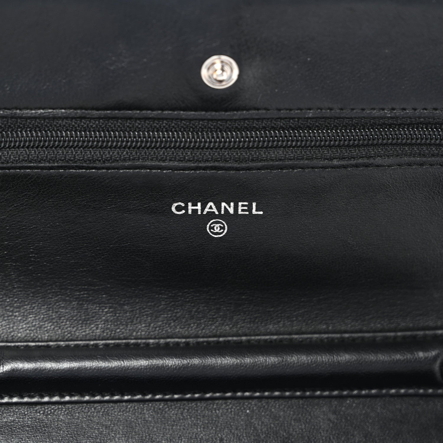 Lambskin Quilted Wallet On Chain WOC Black