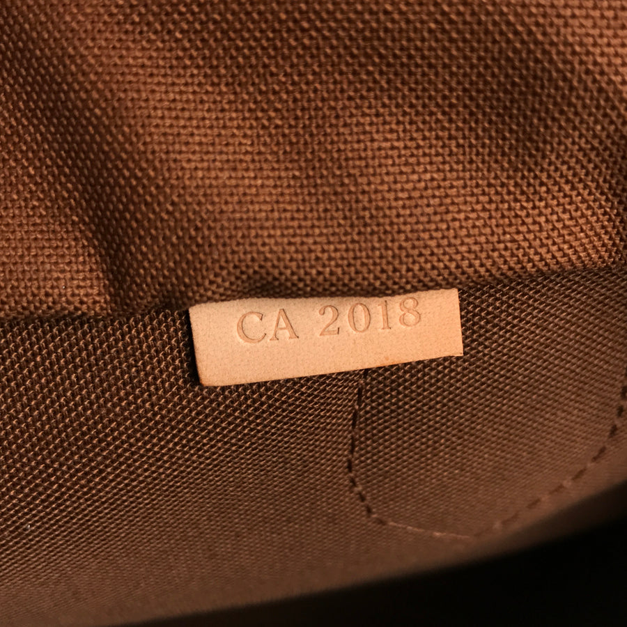 LOUIS VUITTON Monogram Montorgueil GM M95566 Hand bag