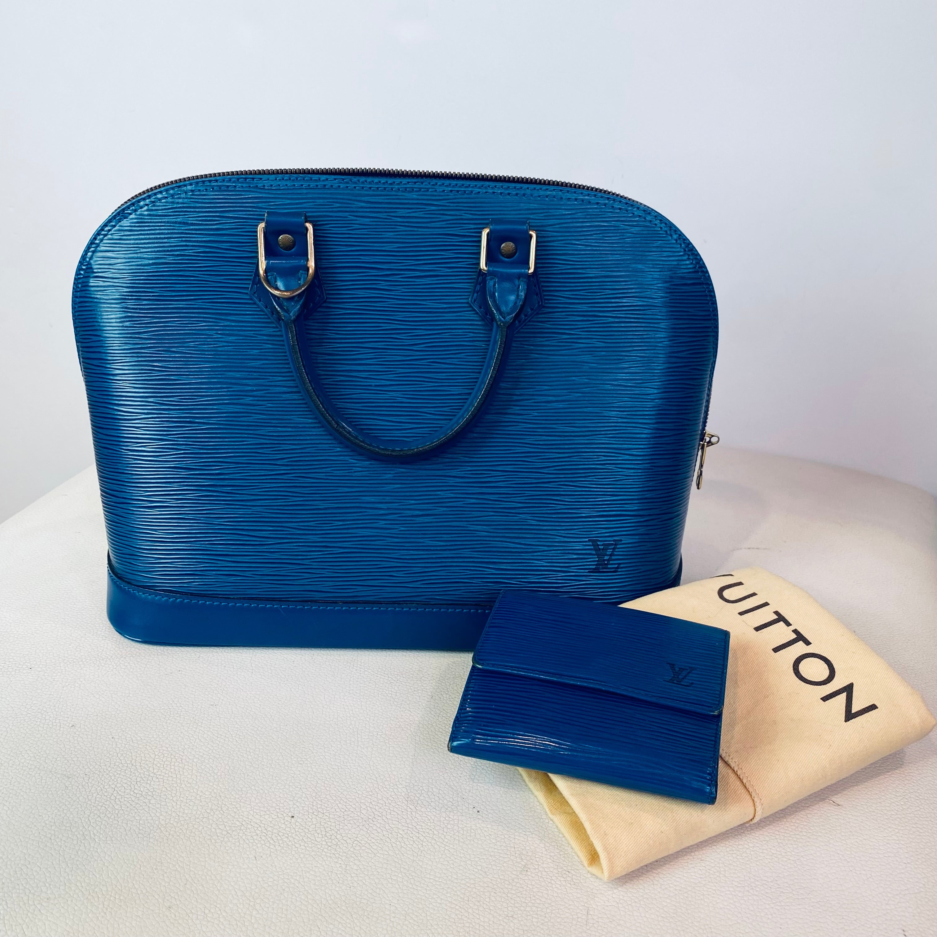 LOUIS VUITTON Epi Alma PM Satchel Handbag with Epi Elise Wallet in Blue