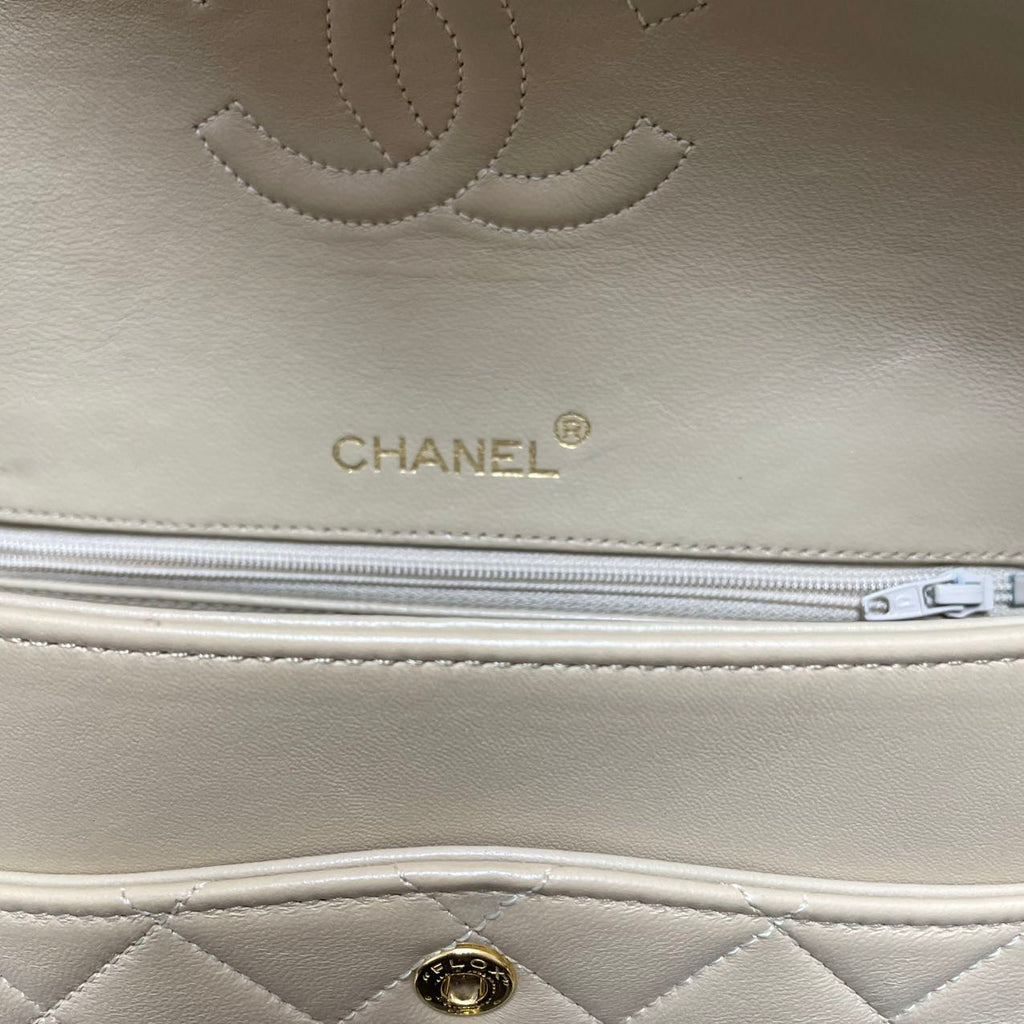 Chanel Vintage Medium Beige Classic Double Flap Bag 1991