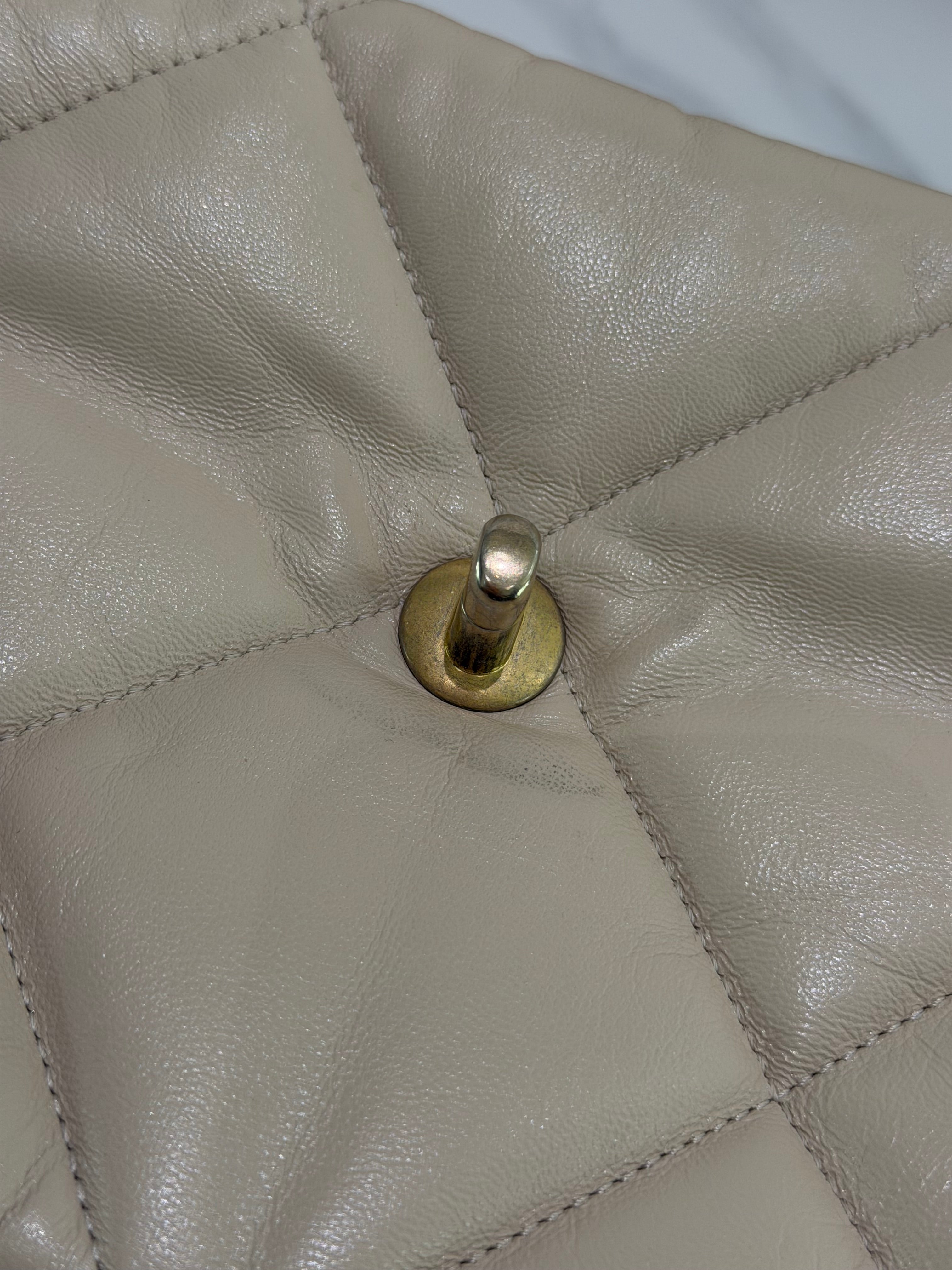 Chanel 19 Bag Medium Beige Quilted Lambskin with Gold Chain