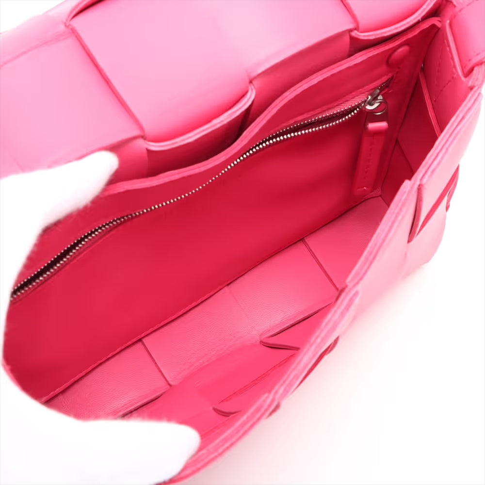 Bottega Veneta Maxi Intrecciato Cassette Leather Shoulder Bag Pink