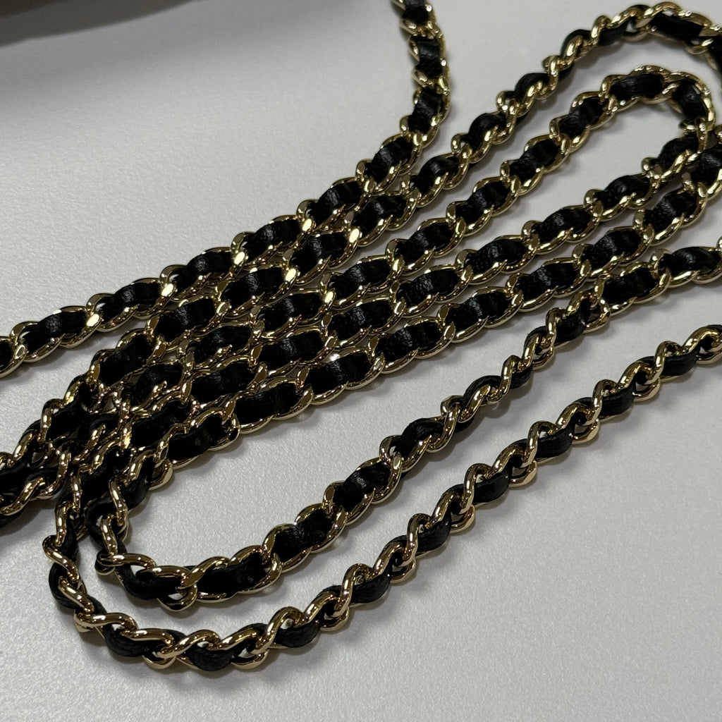 CHANEL LIPSTICK CYLINDER BAG IN BLACK WITH GOLD CHAIN