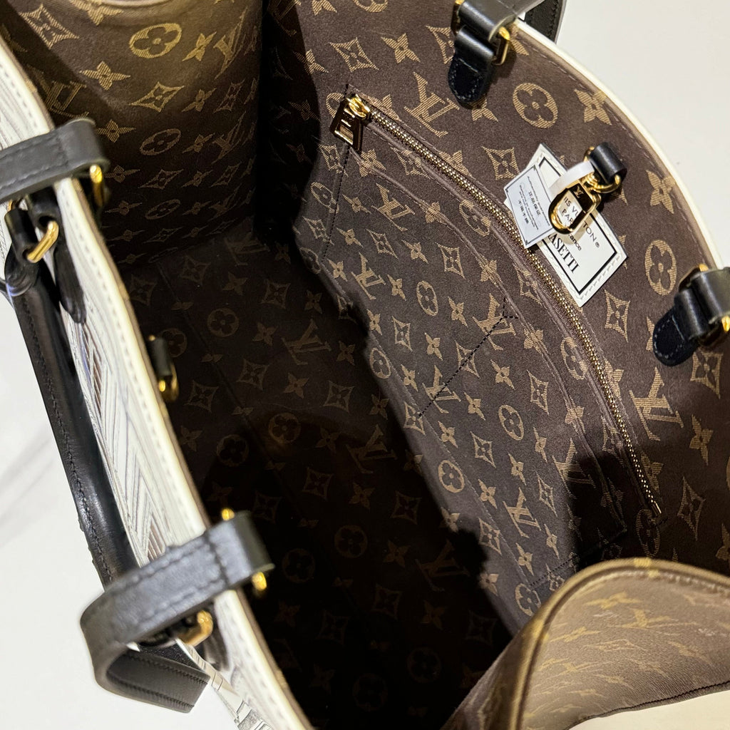 LOUIS VUITTON × FORNASETTI ON THE GO MEDIUM