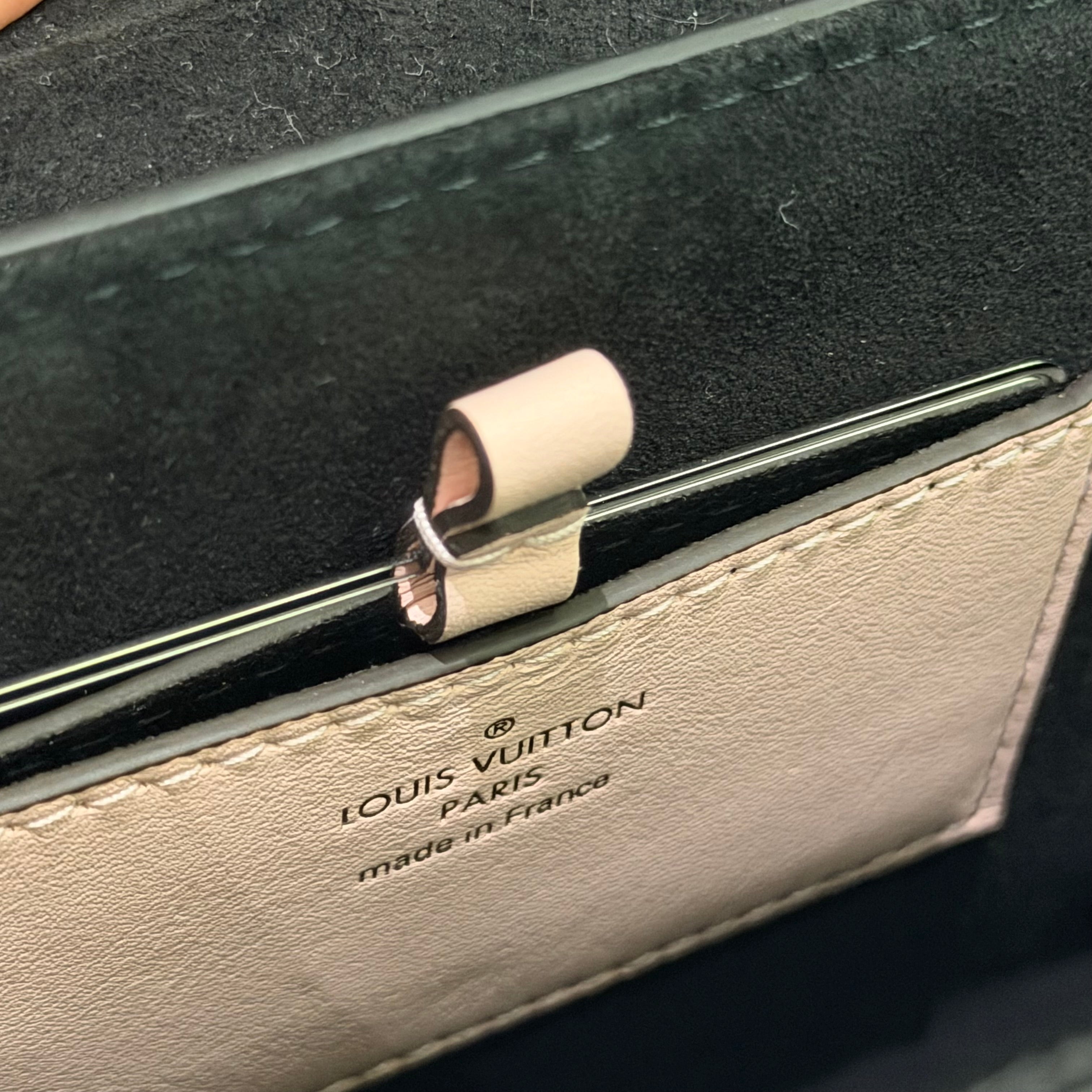 Louis Vuitton Twist Black &amp; Pink Medium Shoulder Crossbody Bag