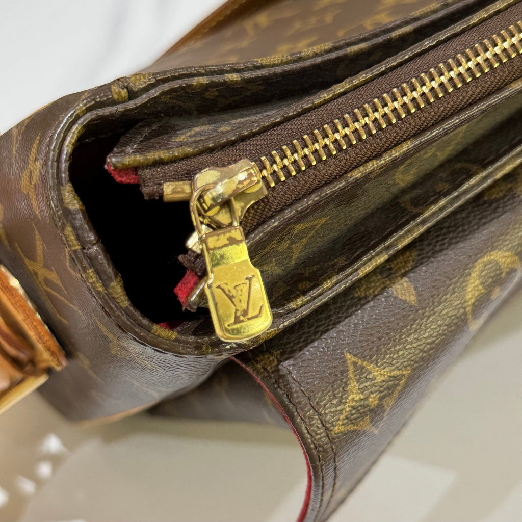 LOUIS VUITTON MEDIUM CAMEL BAG