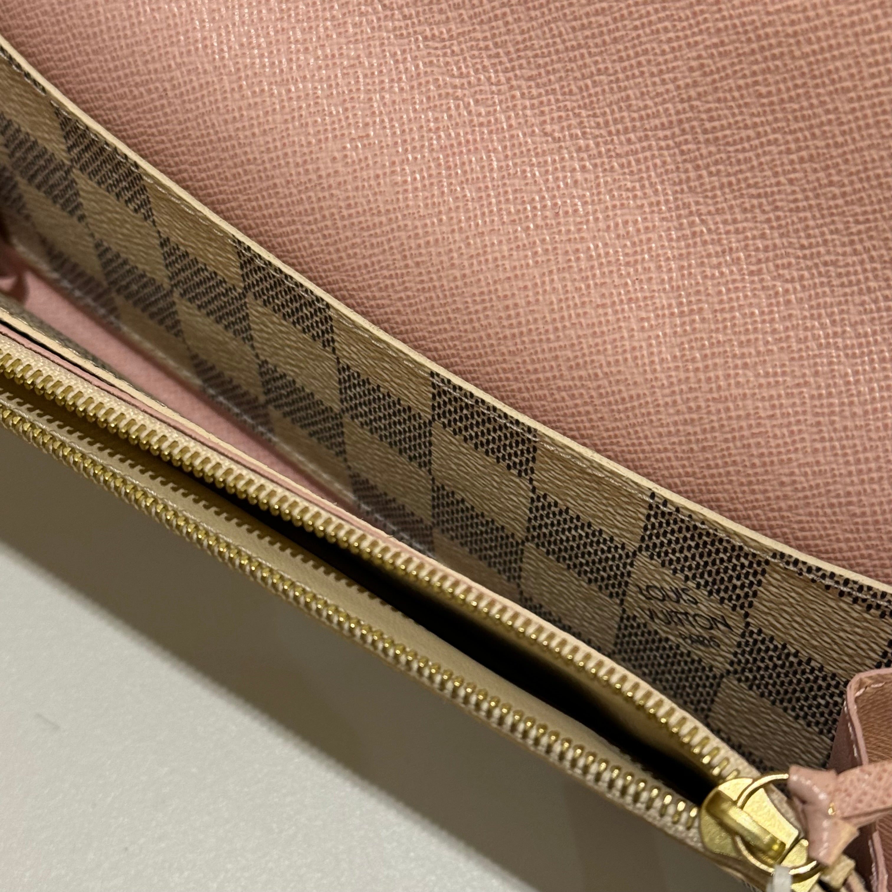 LOUIS VUITTON EMILIE WALLET