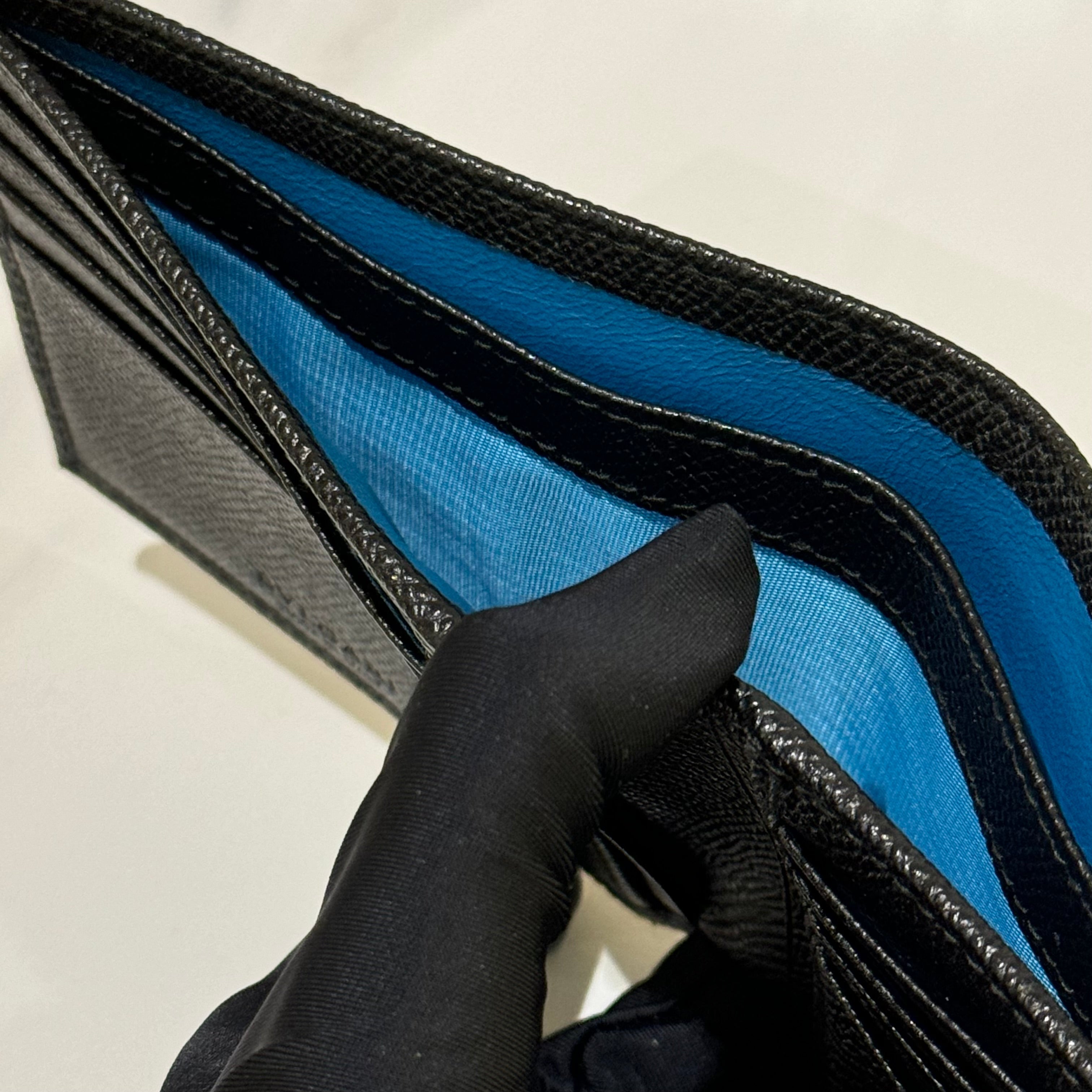 BVLGARI MAN BIFOLD WALLET