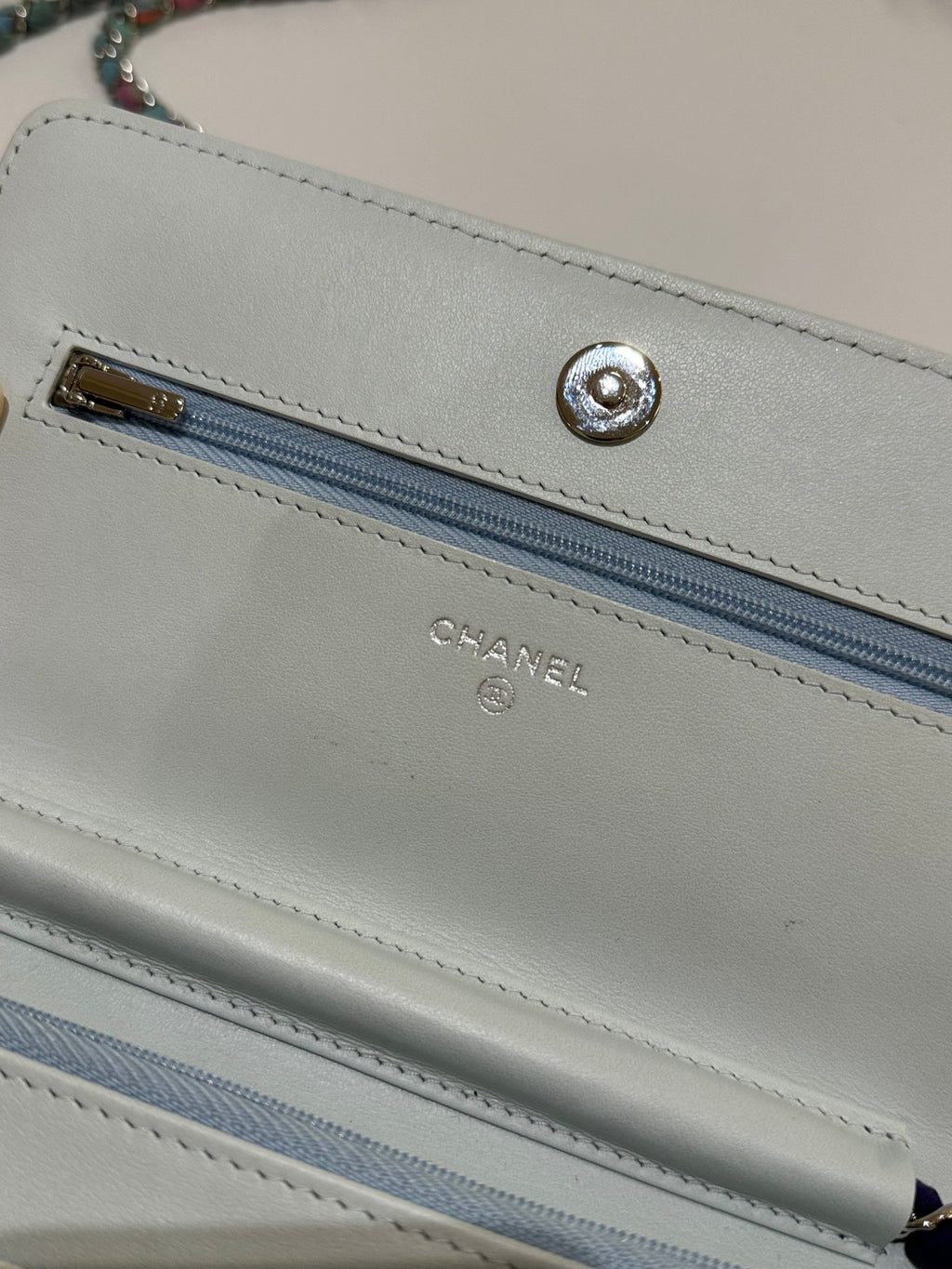 CHANEL WALLET ON CHAIN
