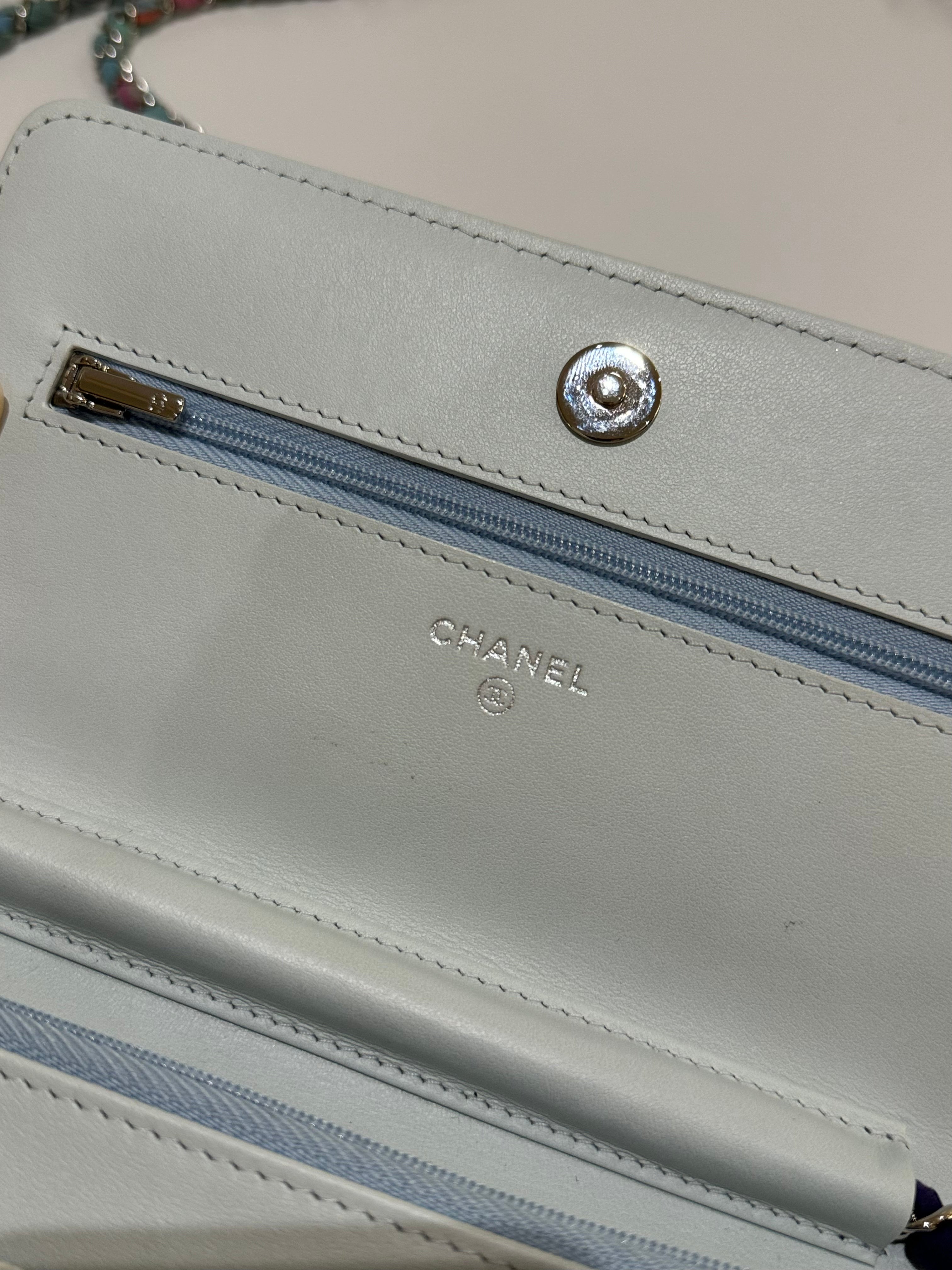 CHANEL WALLET ON CHAIN